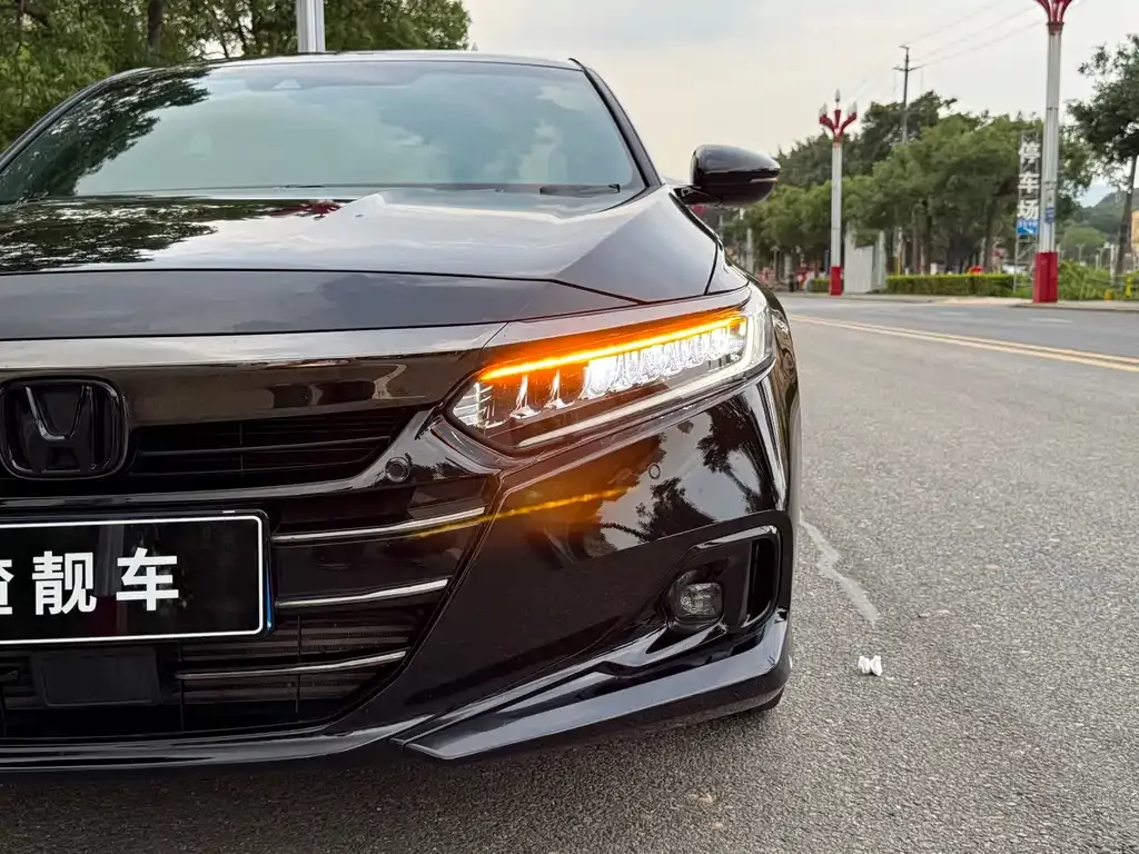 Honda Accord — фото 2