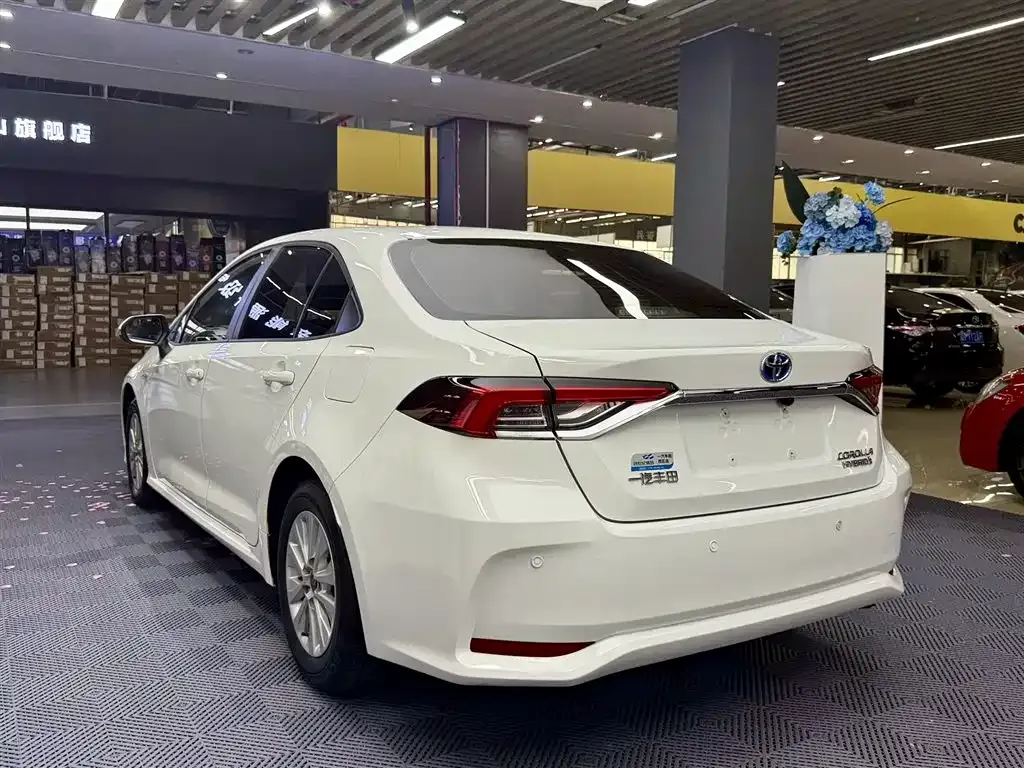 Toyota Corolla 2025 из CN, фото 10