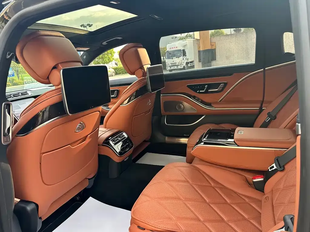 Mercedes-Benz S-Class 2025 из CN, фото 2