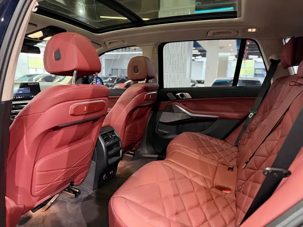 BMW X5 2024 из CN, фото 2
