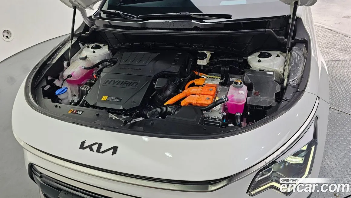 Kia Niro — фото 10
