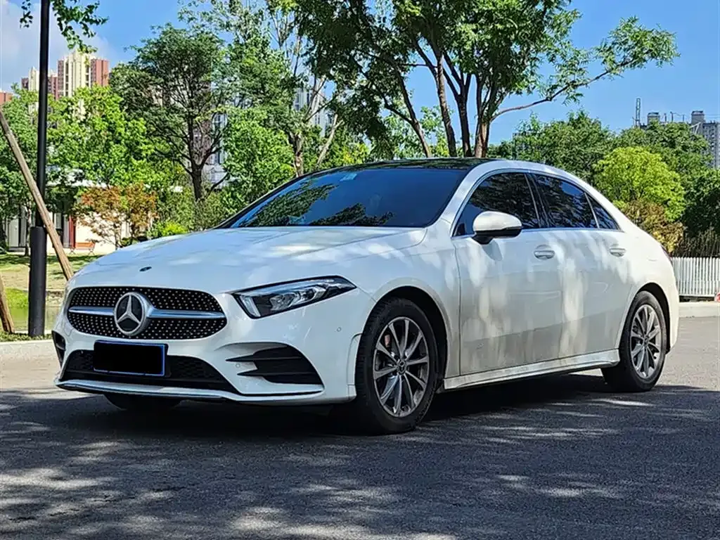 Mercedes-Benz A-Class — фото 1