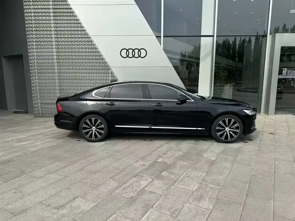 Volvo S90 — фото 9