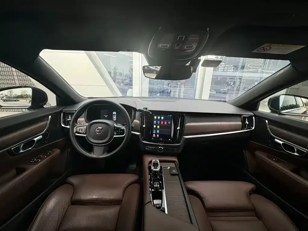 Volvo S90 — фото 2
