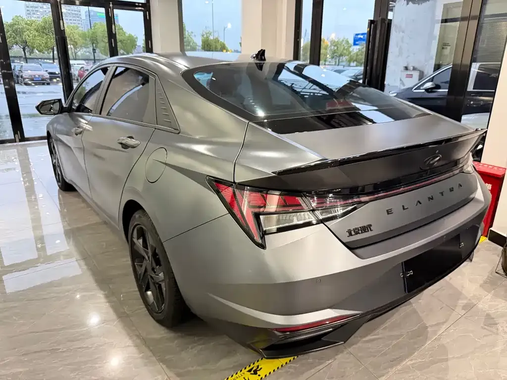Hyundai Elantra 2023 из CN, фото 3