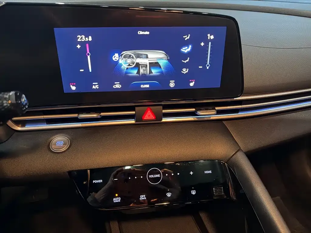 Hyundai Elantra 2023 из CN, фото 6