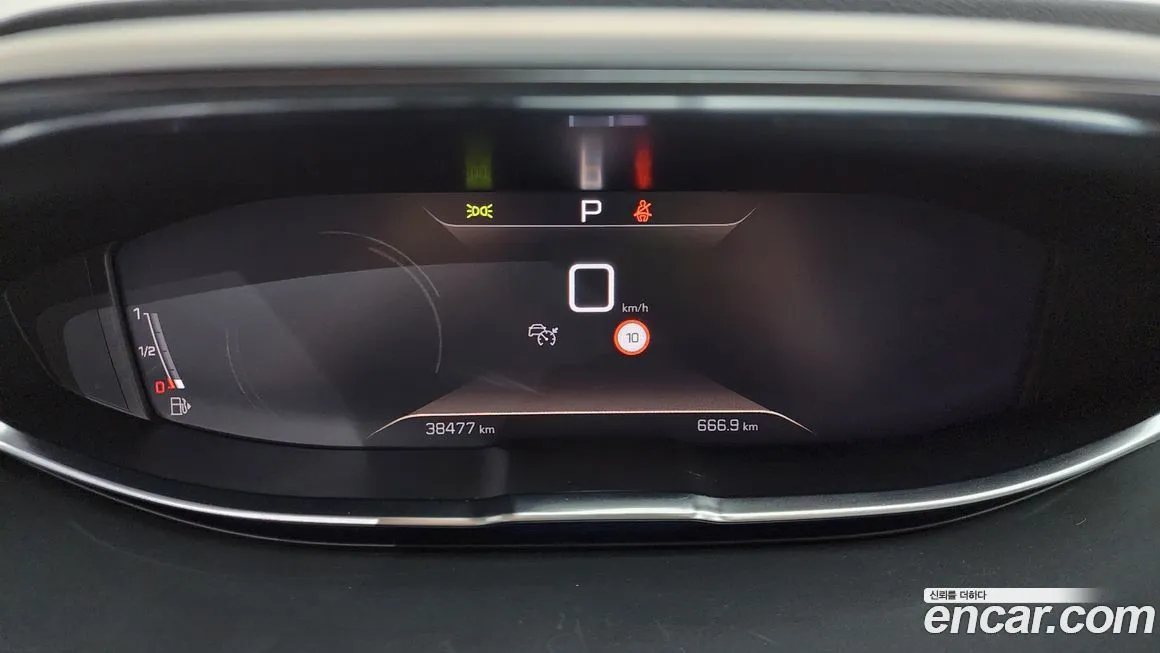 Peugeot 5008 2022 из KR, фото 3