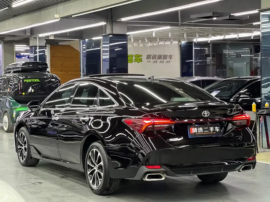 Toyota Avalon 2022 из CN, фото 10