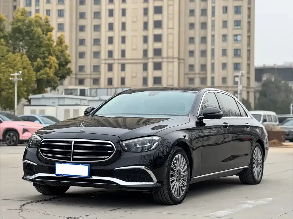 Mercedes-Benz E-Class 2023 из CN, фото 1