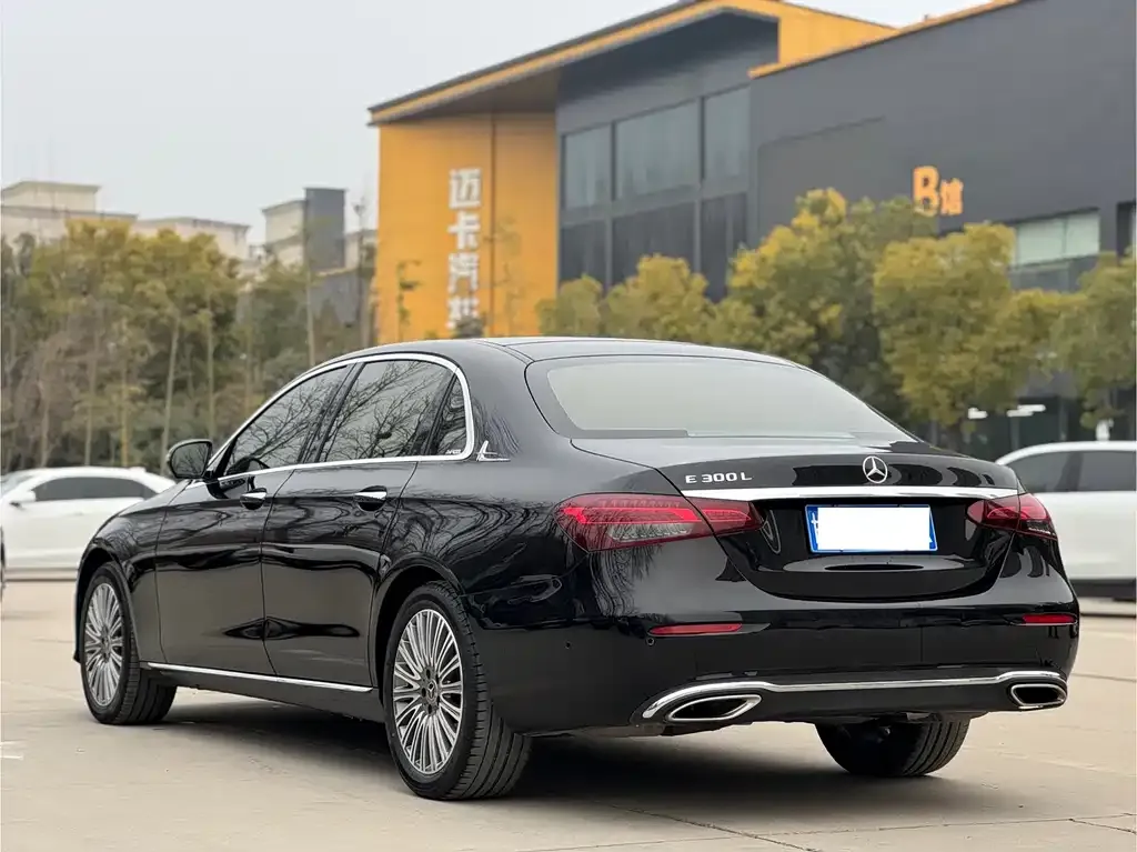 Mercedes-Benz E-Class 2023 из CN, фото 5