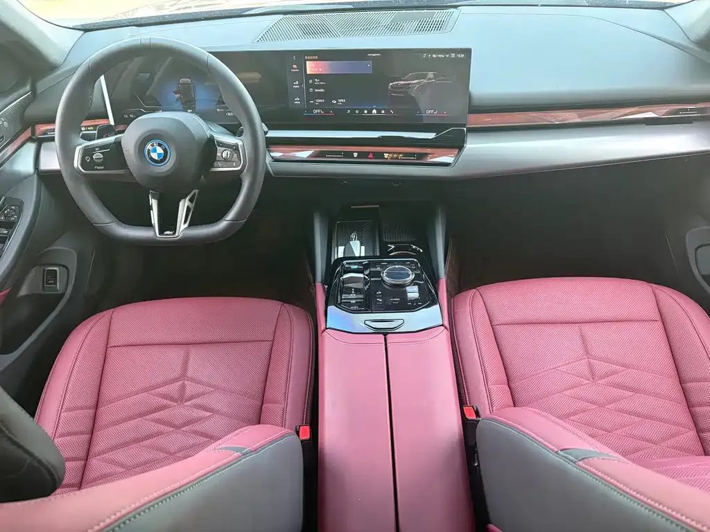 BMW i5 2025 из CN, фото 10