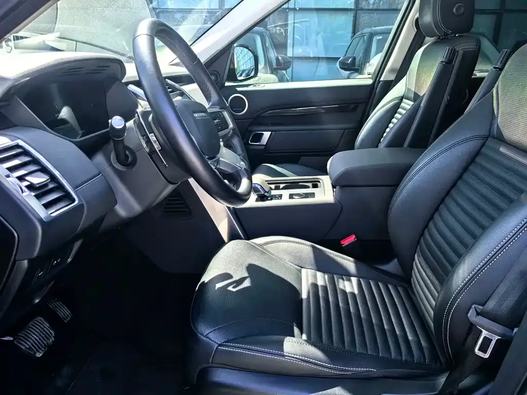 Land Rover Discovery 2024 из CN, фото 7