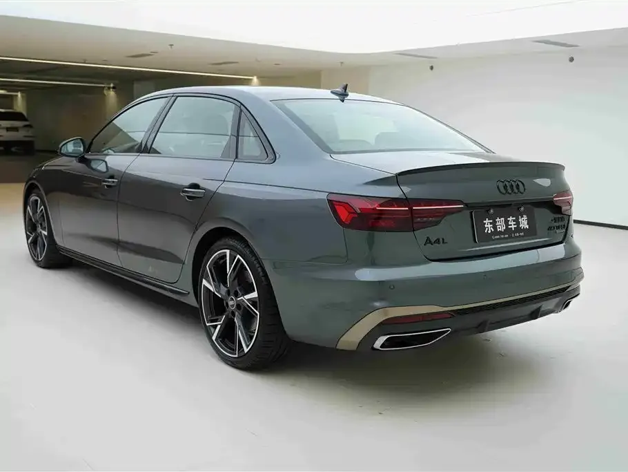 Audi A4L — фото 4