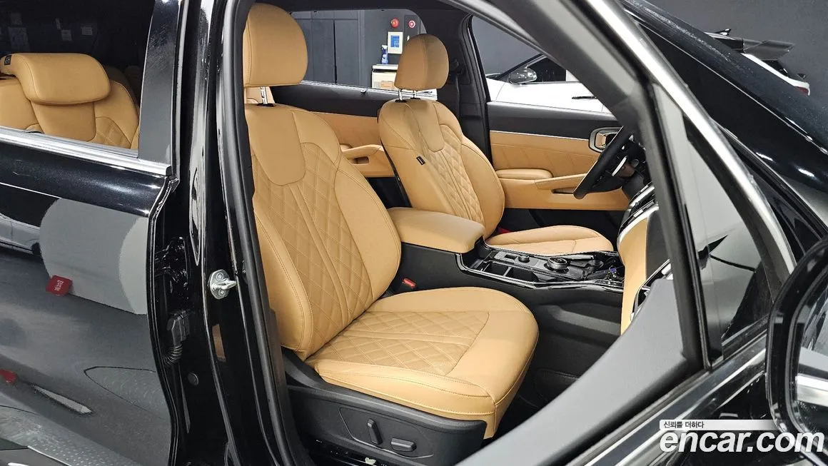 Kia Sorento — фото 10
