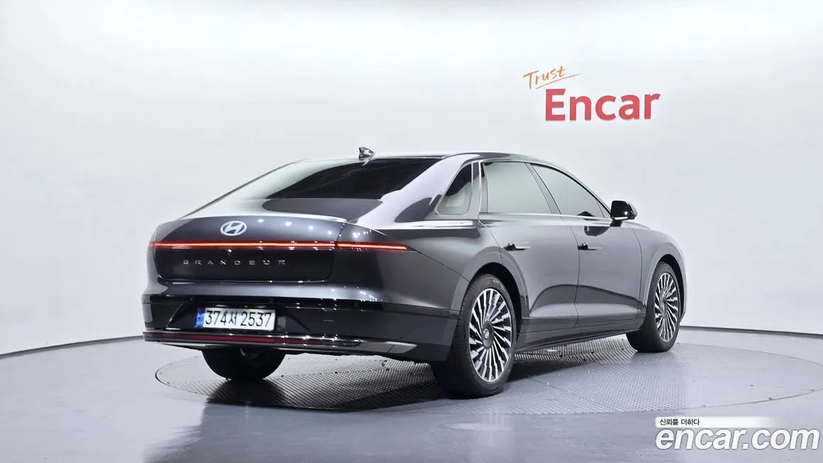 Hyundai Grandeur 2024 из KR, фото 2