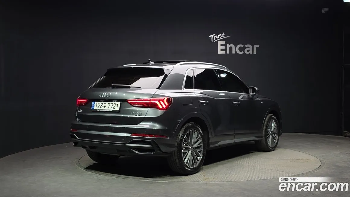 Audi Q3 2023 из KR, фото 4