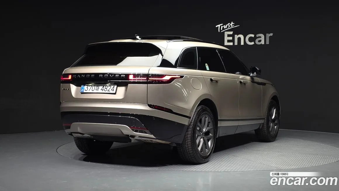 Land Rover Range Rover Velar 2026 из KR, фото 7