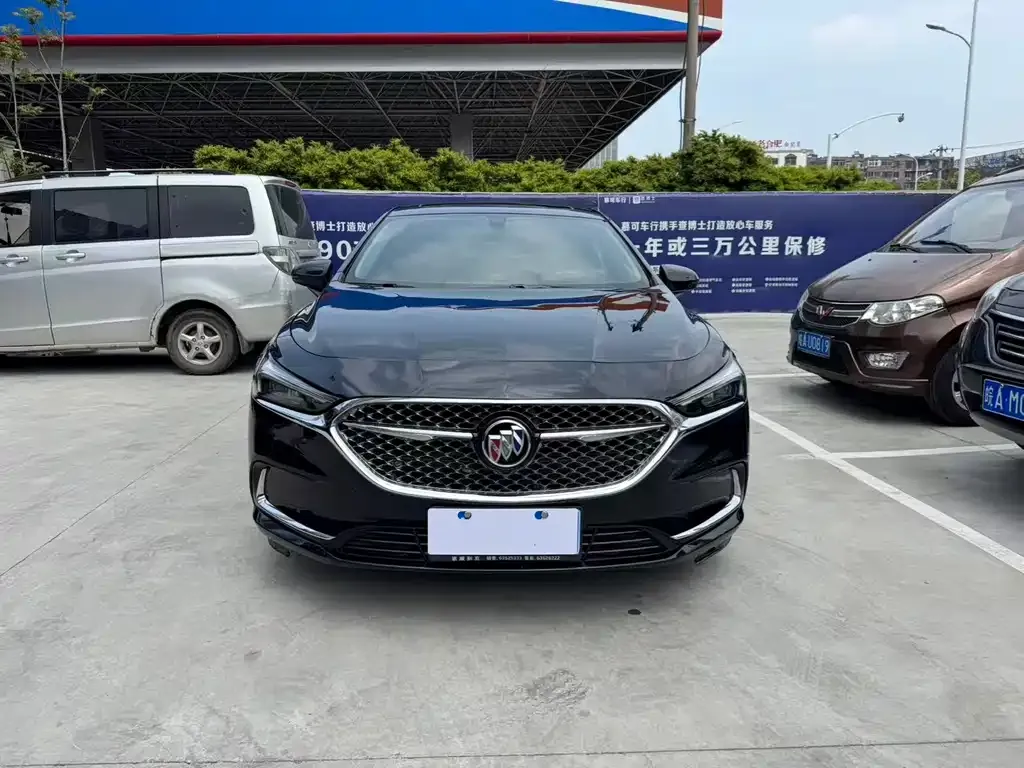 Buick LaCrosse — фото 9