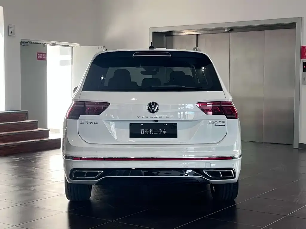 Volkswagen Tiguan L — фото 3