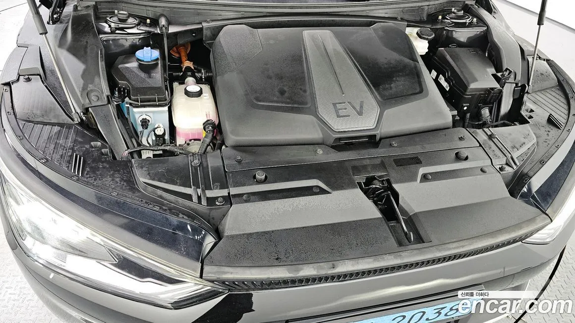 Kia EV6 — фото 9