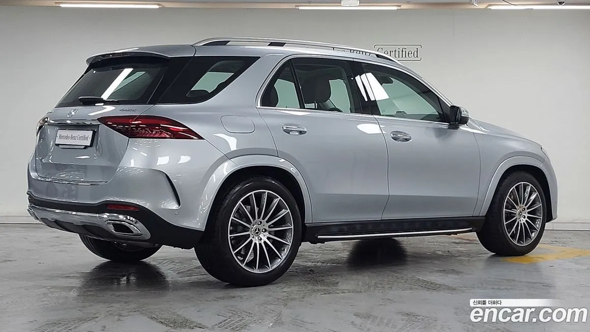 Mercedes-Benz GLE-Class — фото 10