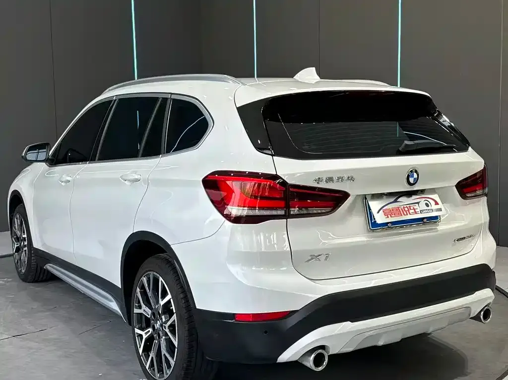 BMW X1 2021 из CN, фото 6