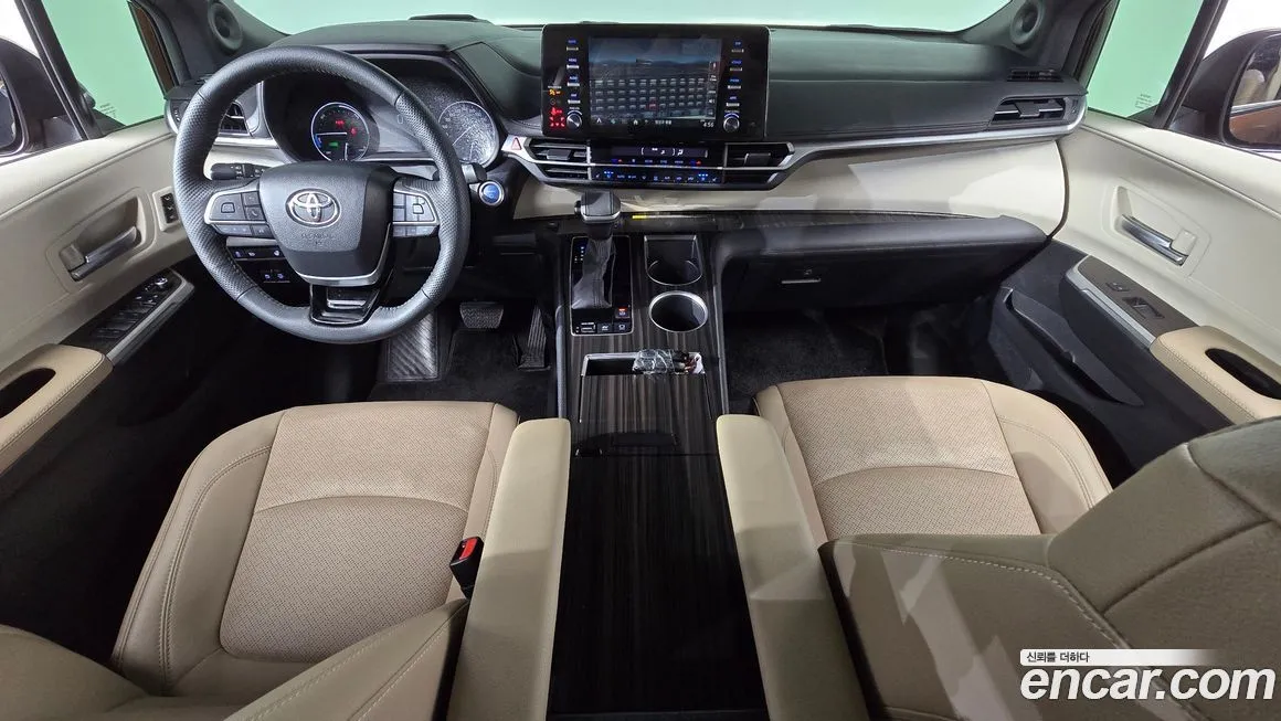 Toyota Sienna 2023 из KR, фото 4