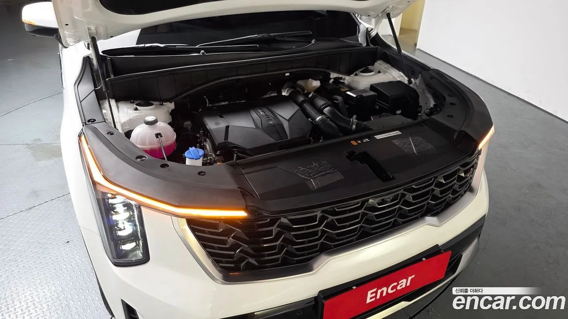 Kia Sorento — фото 8