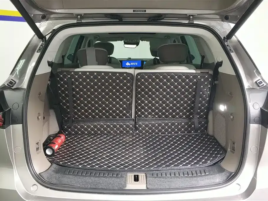 Roewe RX9 2023 из CN, фото 7