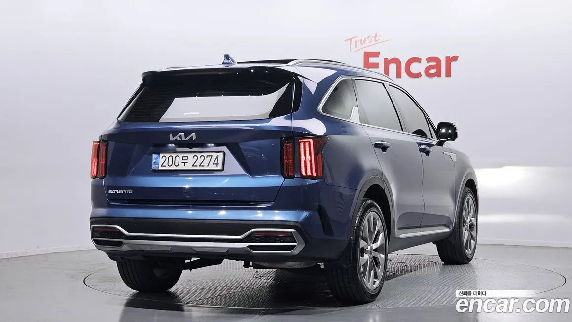 Kia Sorento — фото 6