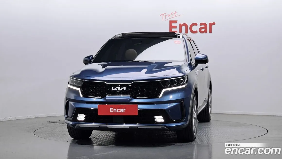 Kia Sorento — фото 8