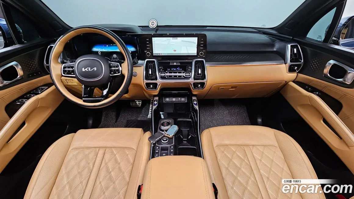 Kia Sorento — фото 9