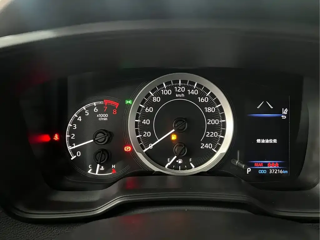 Toyota Corolla 2022 из CN, фото 10
