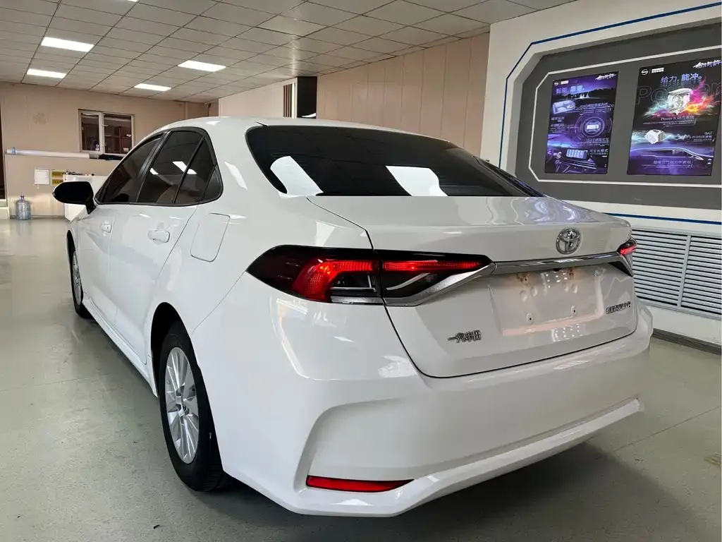 Toyota Corolla 2022 из CN, фото 3