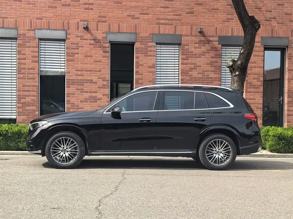 Mercedes-Benz GLC 2024 из CN, фото 7
