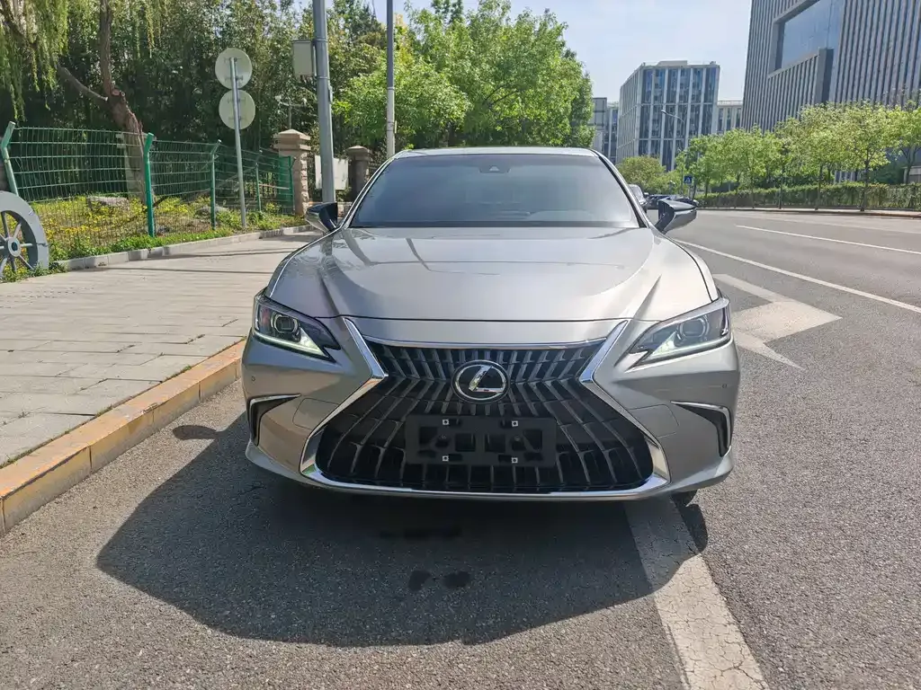 Lexus ES 2024 из CN, фото 10