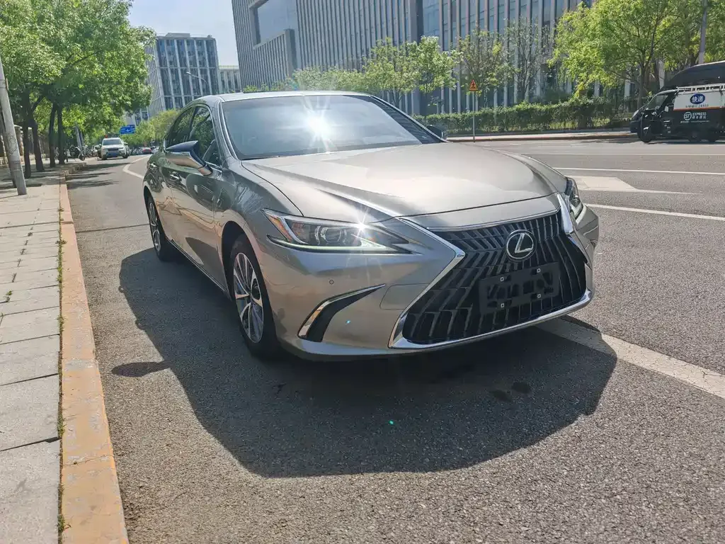 Lexus ES 2024 из CN, фото 6