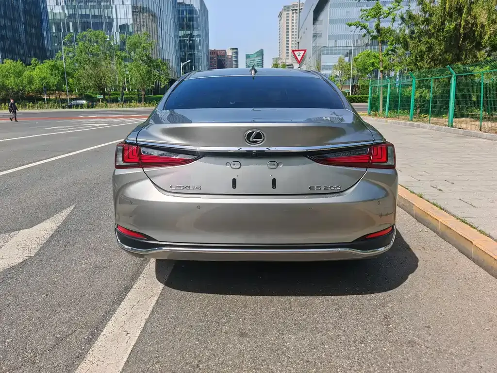 Lexus ES 2024 из CN, фото 7