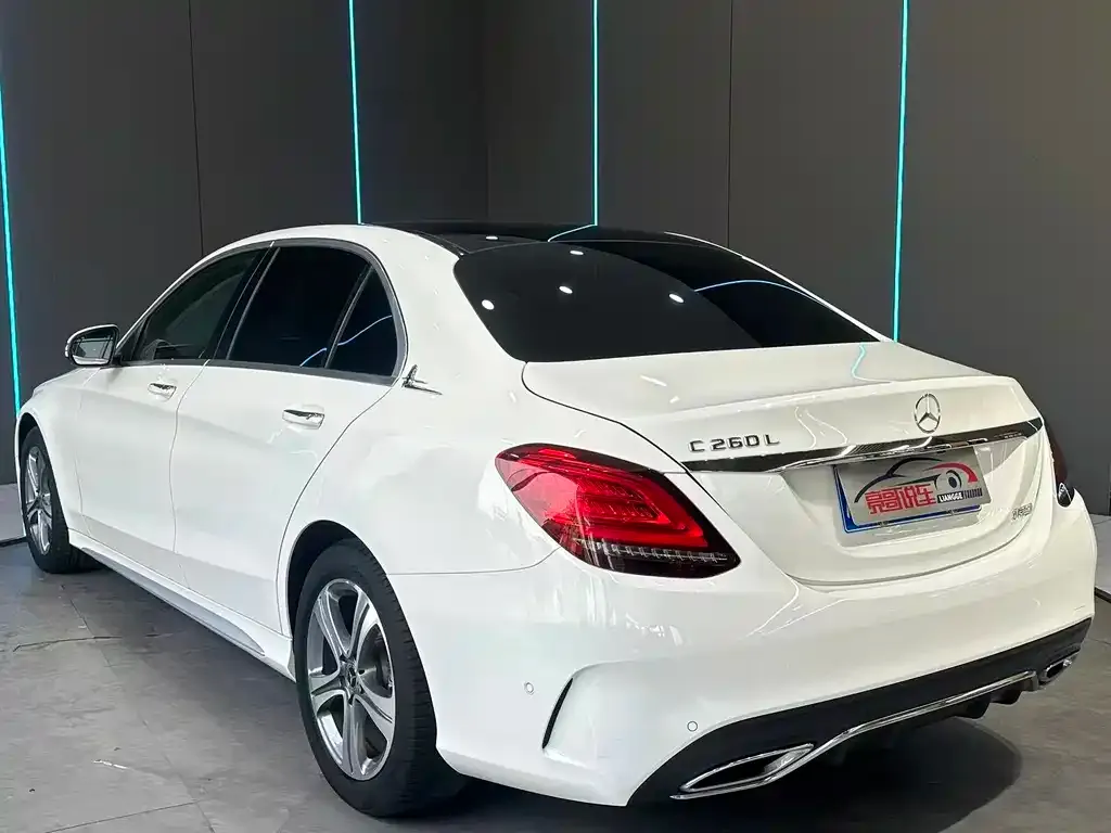 Mercedes-Benz C-Class — фото 10