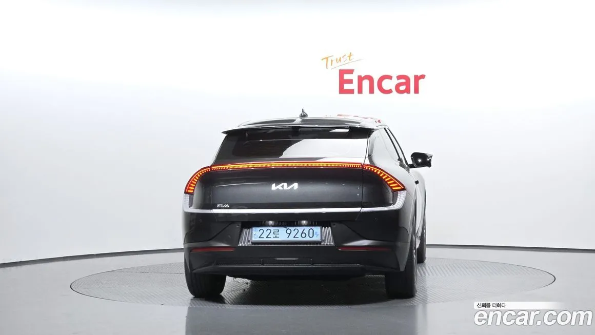 Kia EV6 — фото 2