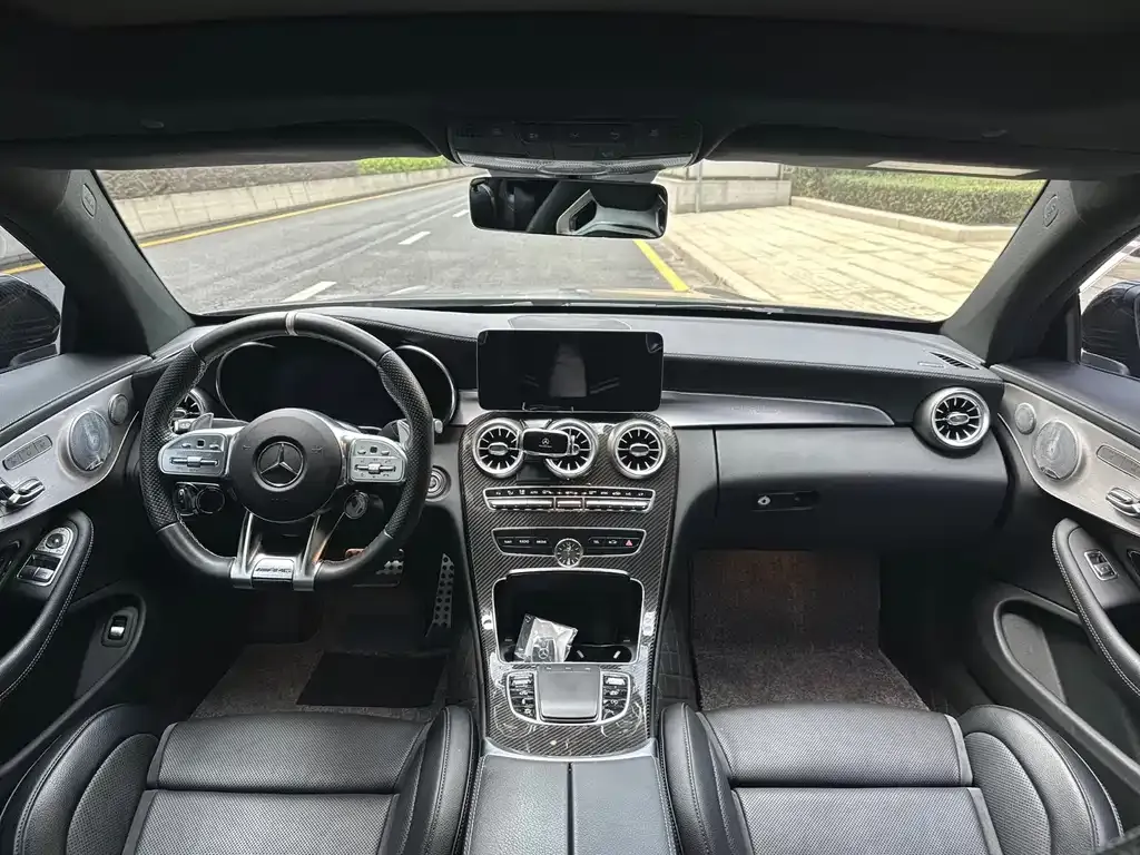 Mercedes-Benz C-Class AMG — фото 9