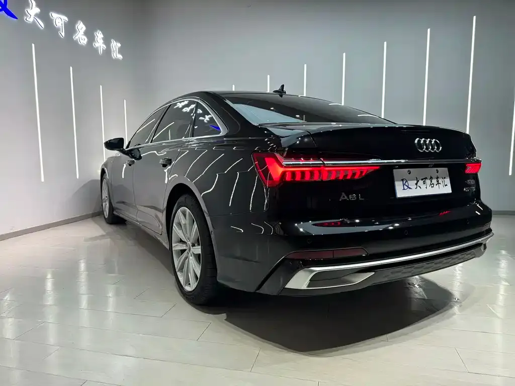 Audi A6L 2023 из CN, фото 5