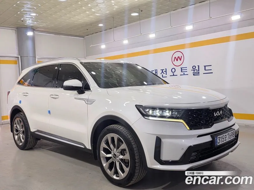 Kia Sorento — фото 1