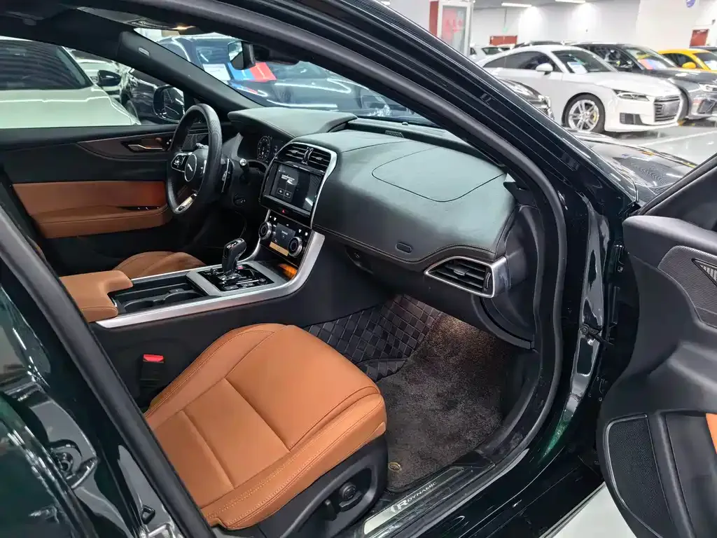 Jaguar XEL 2024 из CN, фото 6