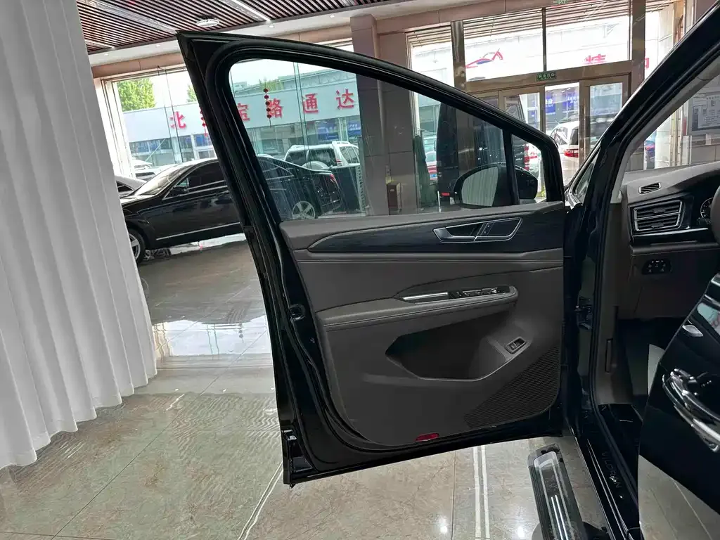 Volkswagen Viloran 2025 из CN, фото 5