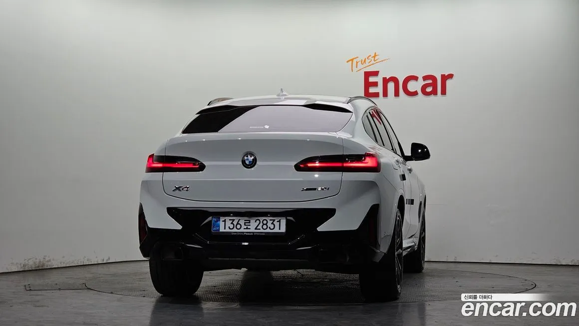 BMW X4 2025 из KR, фото 2