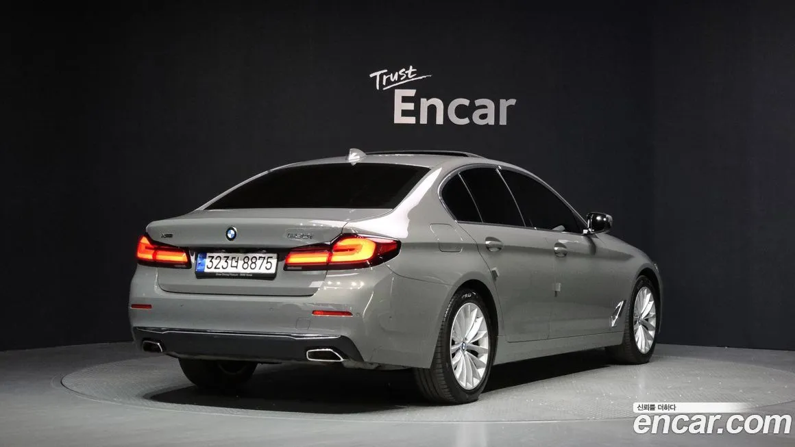 BMW 5-Series 2021 из KR, фото 3