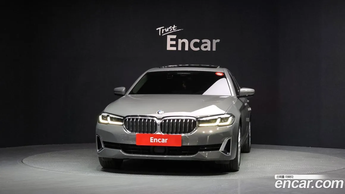 BMW 5-Series 2021 из KR, фото 2