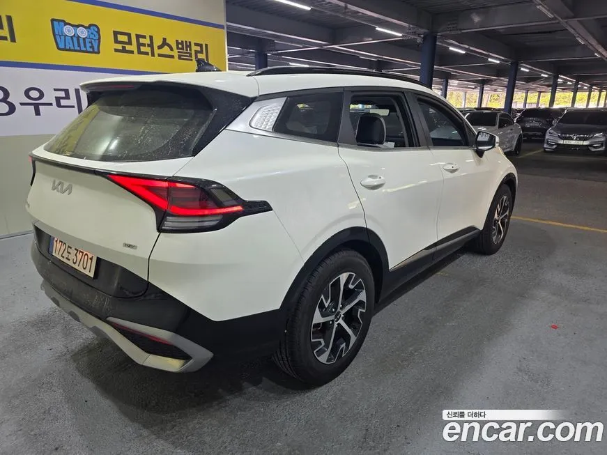 Kia Sportage — фото 10