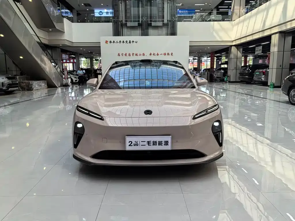 NIO ET5T — фото 10